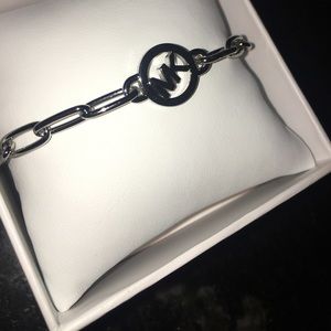 💝Michael Kors silver chain bracelet